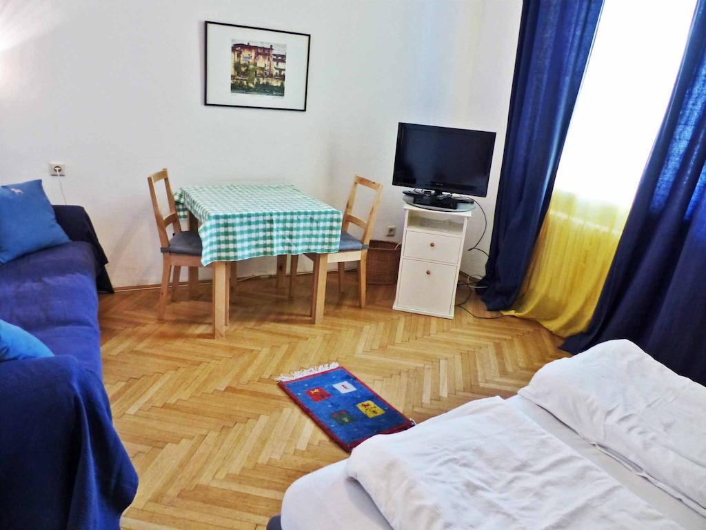 Apartment Naschmarkt Vienne Chambre photo